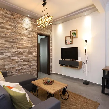 Galerius Arch Apartment
